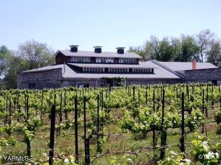 Eaton Hill Winery Estate