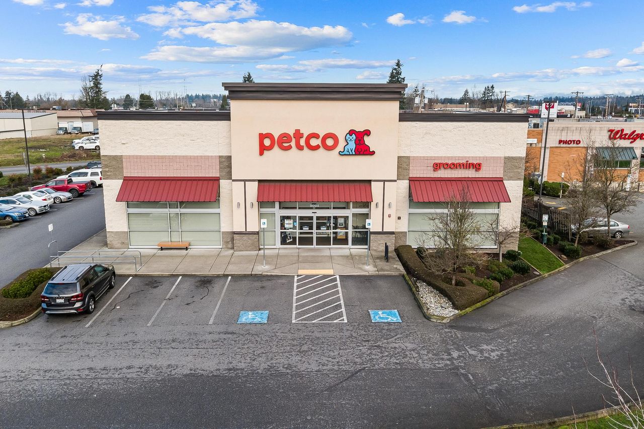9004 Vernon Rd main - 0220