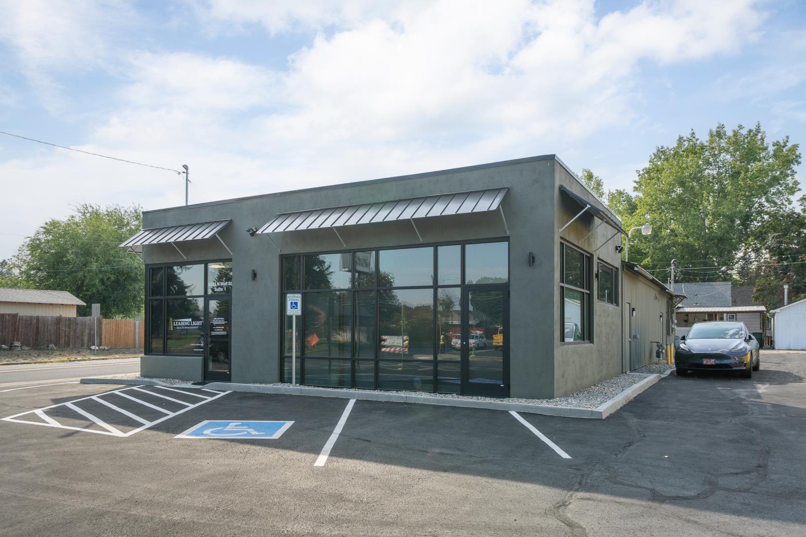 05-5503 N Wall St-005