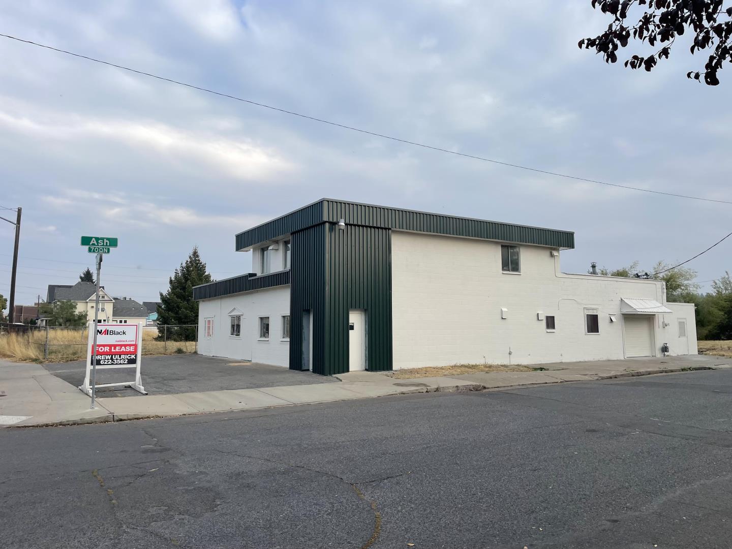 Main photo 1625 boradway