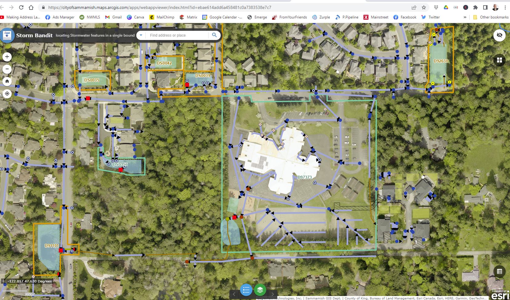 Mapf of sewer, ponds on adjoining lots and Vaults