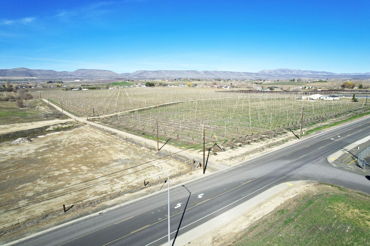 Postma Rd Beaudry Rd main - 0423