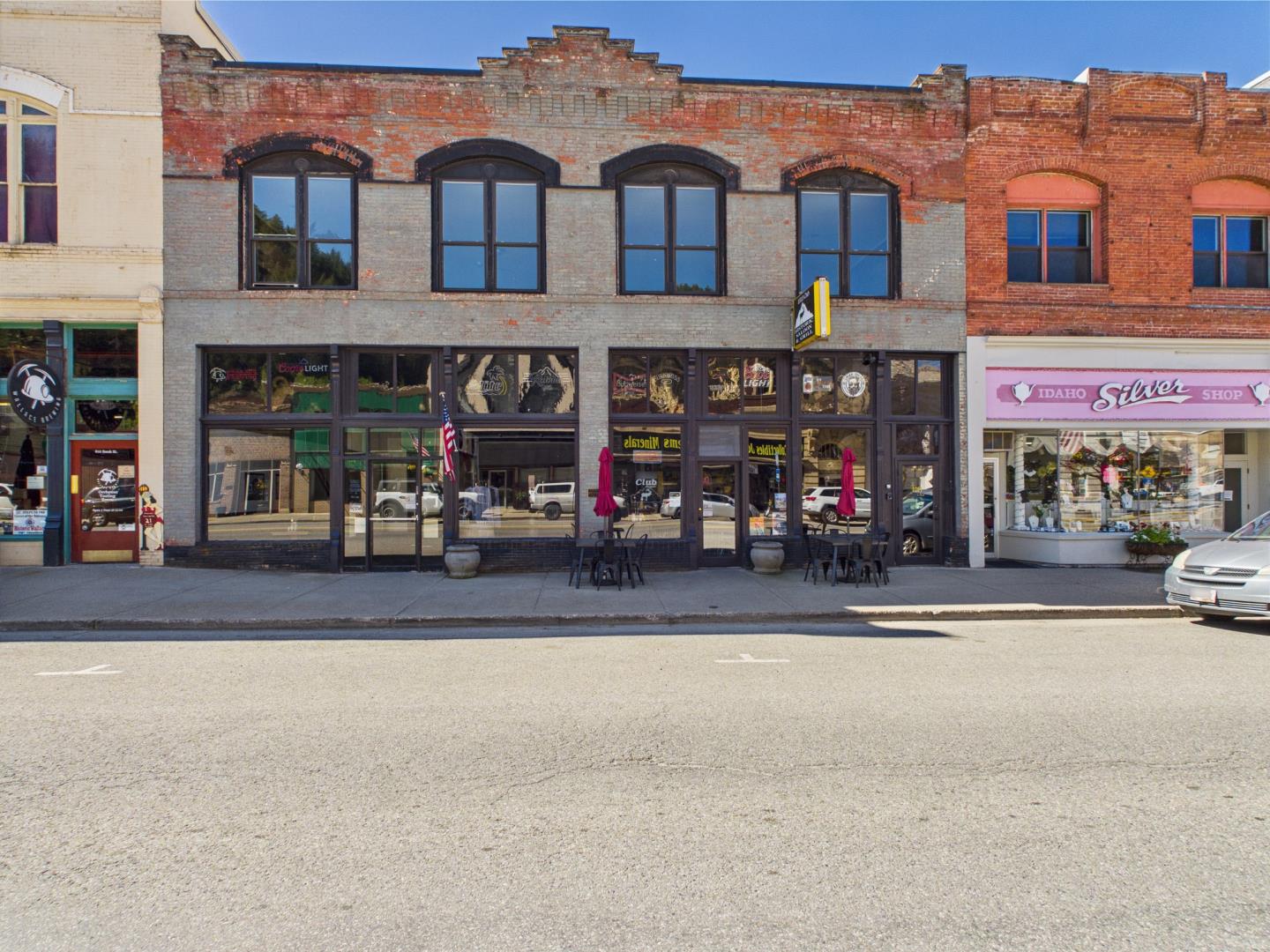 CAM01700G0-PR0071-STILL001