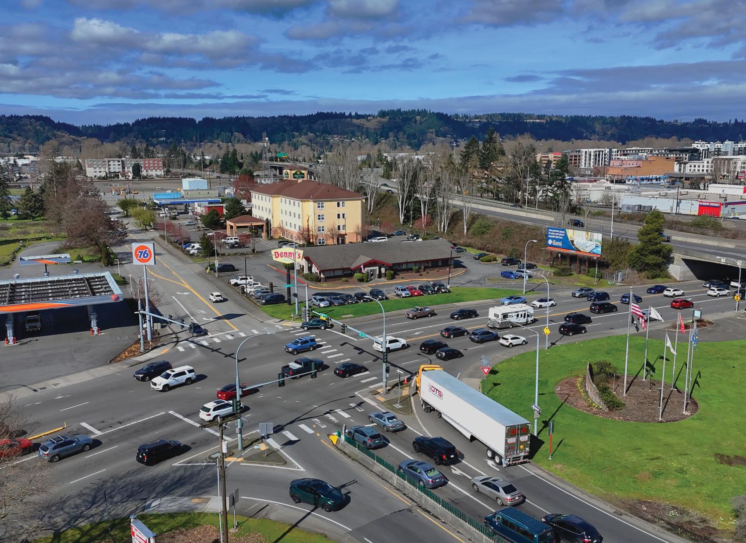 Dennys Auburn 2