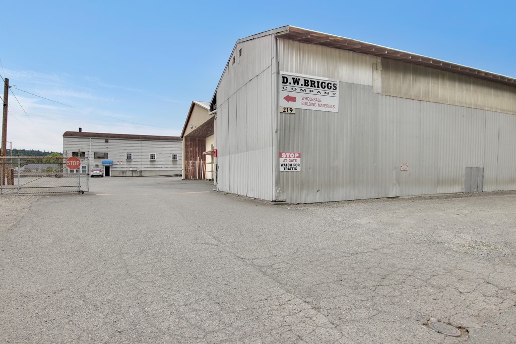 Puyallup, WA Property For Sale and Lease Commercial Exchange